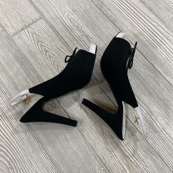 Chanel Black Canvas Peep Toe Slingback Heels - sz 37.5 - Picture 12 of 13